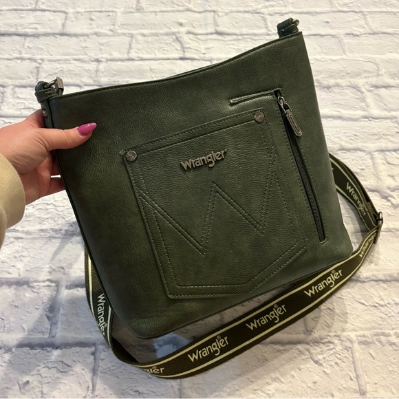 Wrangler distressed green faux leather crossbody purse - Picture 3 of 9